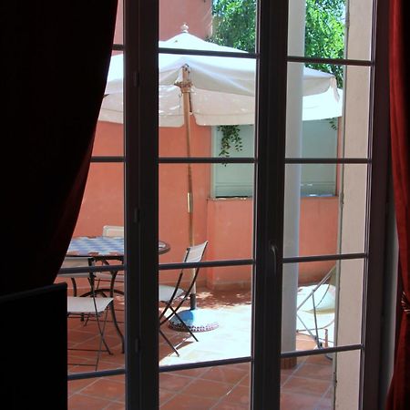 Appartement Avec Patio Et Garage Centre Ville Et Plage Sanary-sur-Mer Exterior foto